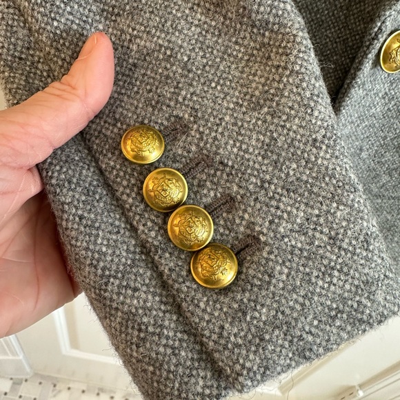 J. Crew Gray Blazer with Notched Lapels and Tailored Fit - Picture 8 of 9